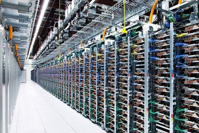 1522391009921935.jpg IDC機(jī)房.jpg