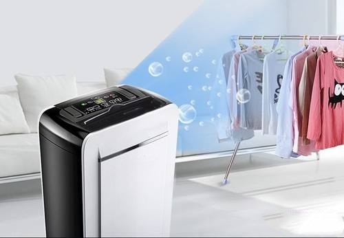 養(yǎng)豬場手提電動噴霧器,便攜式消毒設(shè)備